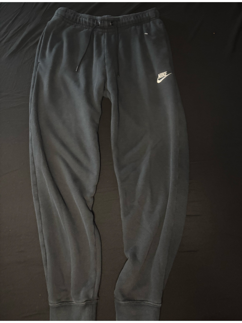 black nike athletic joggers